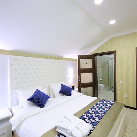 Premier Hotel บิชเคก ภายนอก รูปภาพ