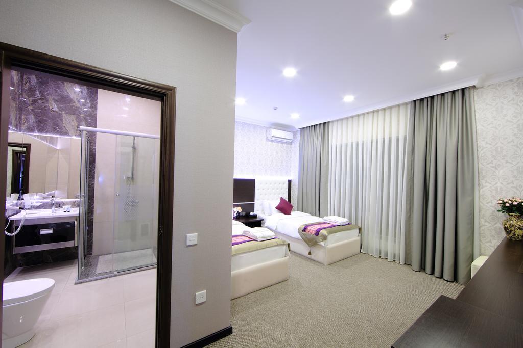 Premier Hotel บิชเคก ภายนอก รูปภาพ