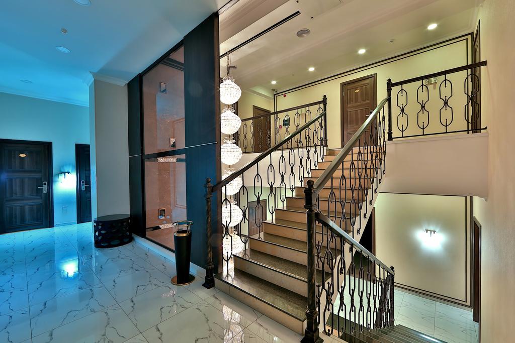 Premier Hotel บิชเคก ภายนอก รูปภาพ