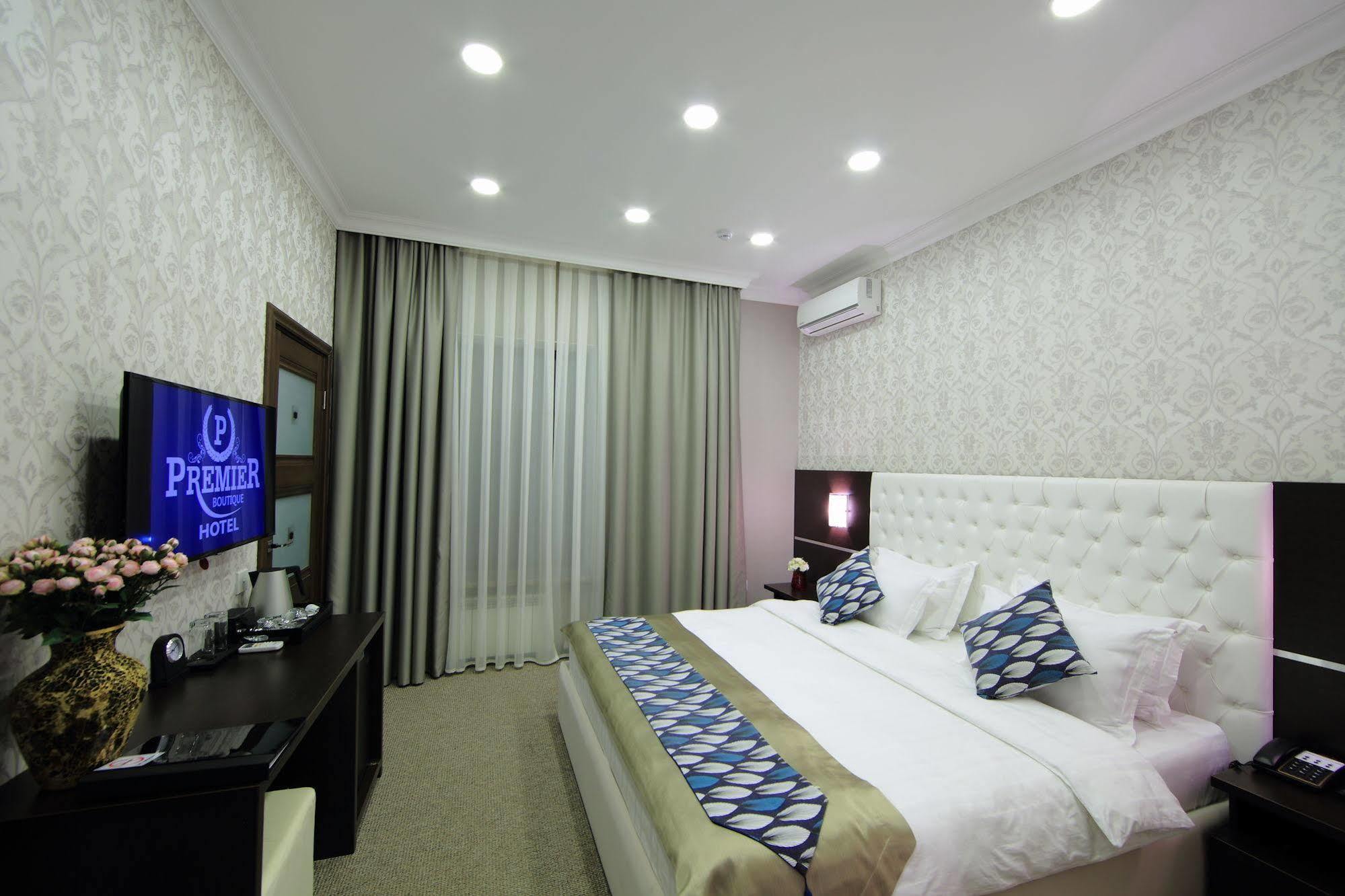 Premier Hotel บิชเคก ภายนอก รูปภาพ