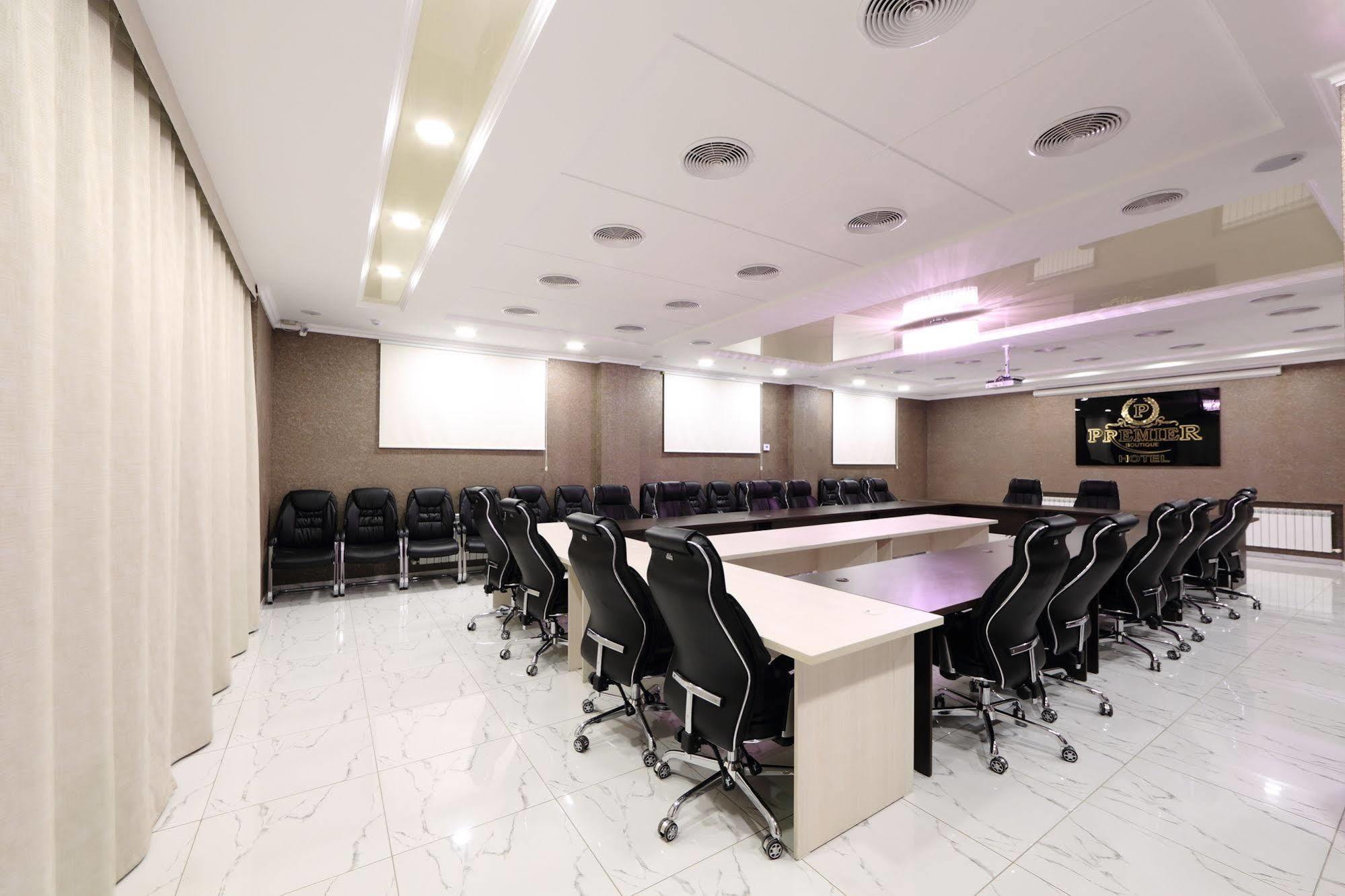 Premier Hotel บิชเคก ภายนอก รูปภาพ